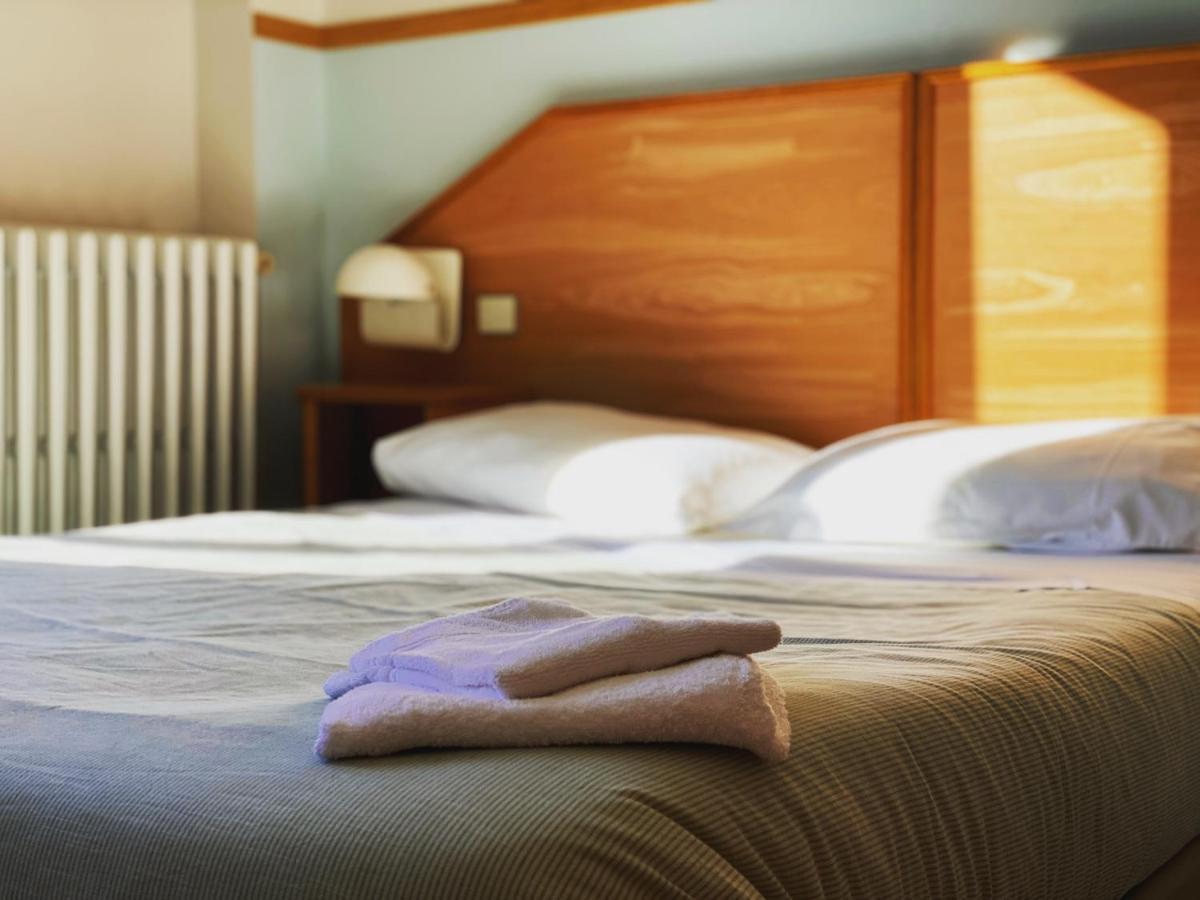 Hotel Le Midi Clermont-Cournon Zewnętrze zdjęcie